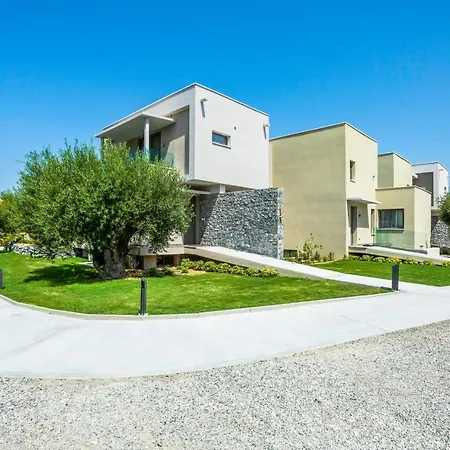 Dionisos Luxury