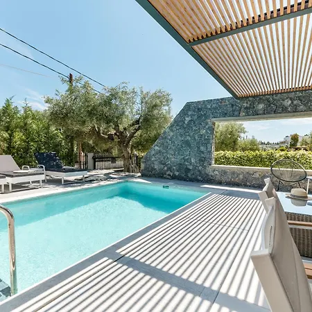 Dionisos Luxury