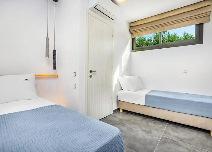 Dionisos Luxury Villa