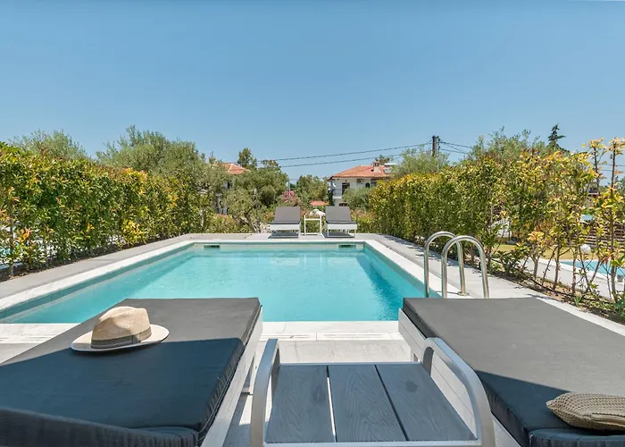 Dionisos Luxury Villa Pefkochori