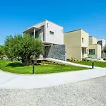 Dionisos Luxury