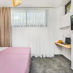 Dionisos Luxury