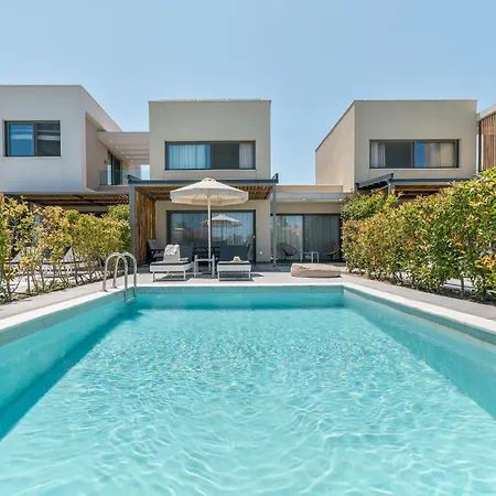 Dionisos Luxury * פפקוהורי