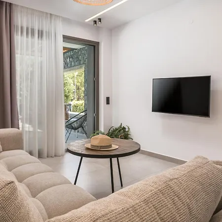 Dionisos Luxury וילה