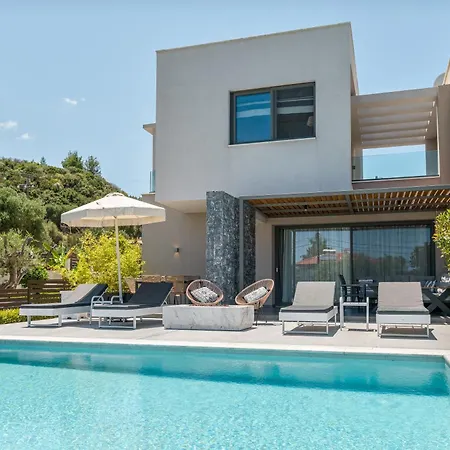 Dionisos Luxury *