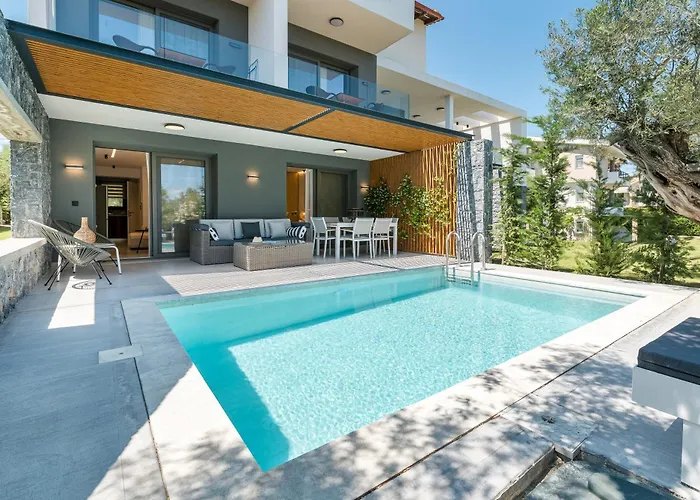 Dionisos Luxury Βίλα *